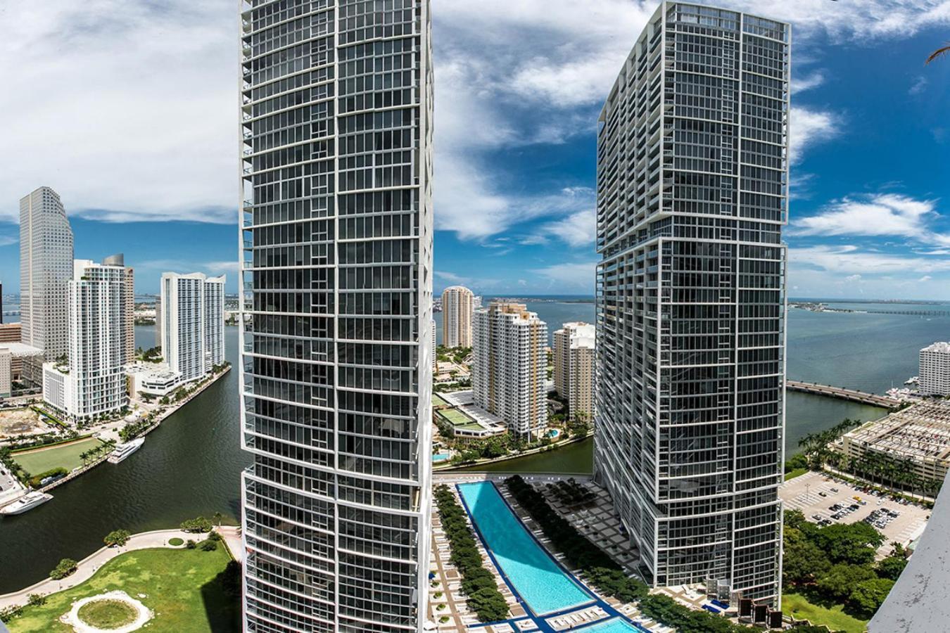 Luxurious Condo At Icon With Views Μαϊάμι Εξωτερικό φωτογραφία