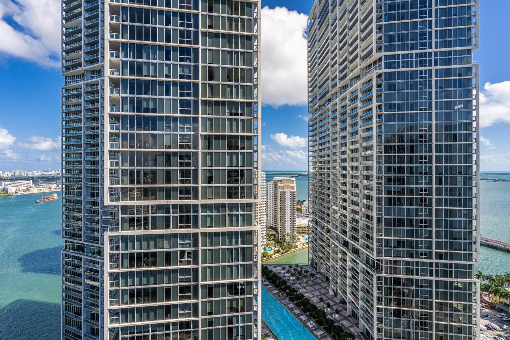 Luxurious Condo At Icon With Views Μαϊάμι Εξωτερικό φωτογραφία