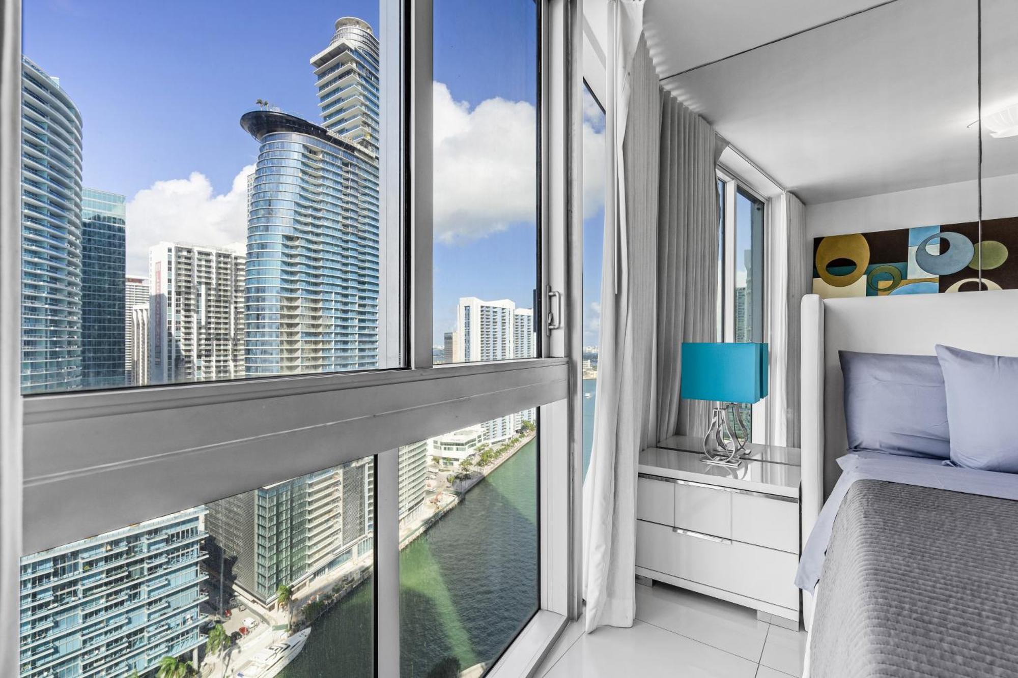 Luxurious Condo At Icon With Views Μαϊάμι Εξωτερικό φωτογραφία