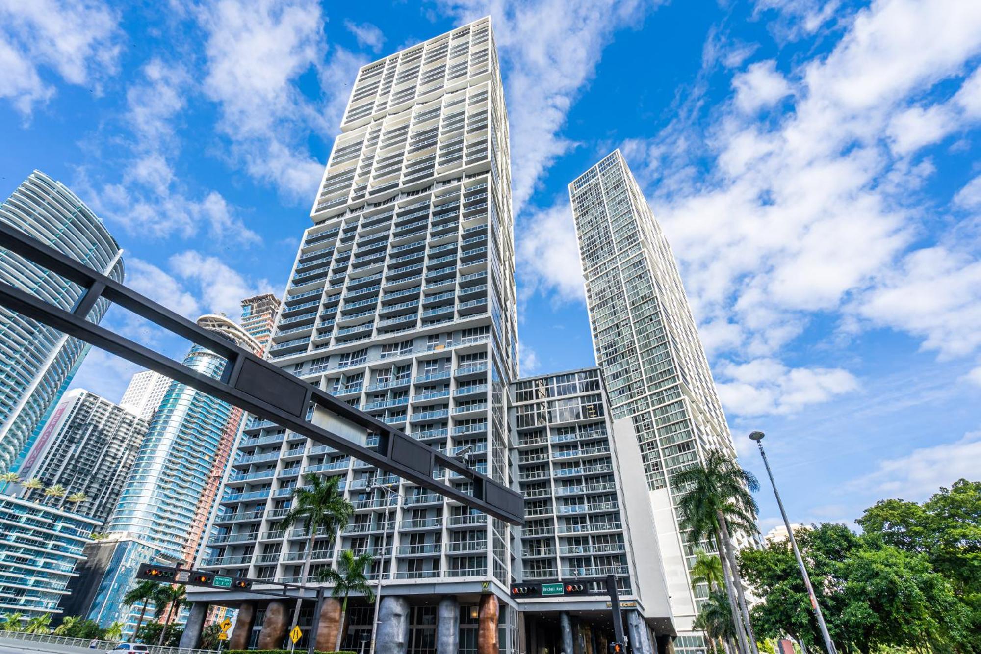Luxurious Condo At Icon With Views Μαϊάμι Εξωτερικό φωτογραφία