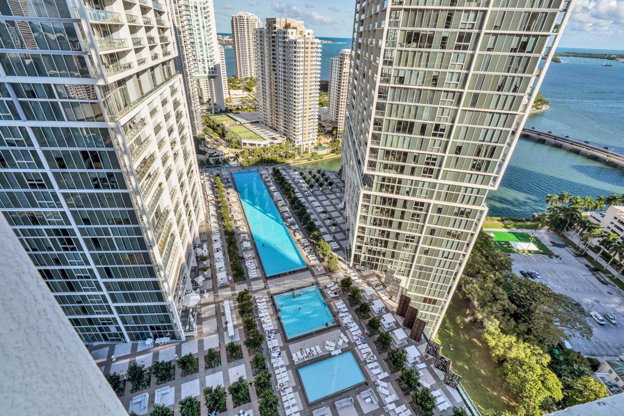Luxurious Condo At Icon With Views Μαϊάμι Εξωτερικό φωτογραφία