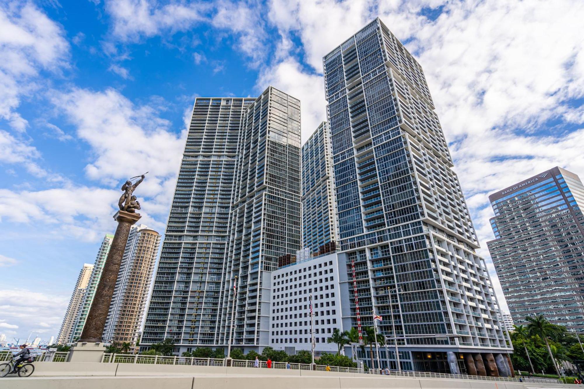 Luxurious Condo At Icon With Views Μαϊάμι Εξωτερικό φωτογραφία