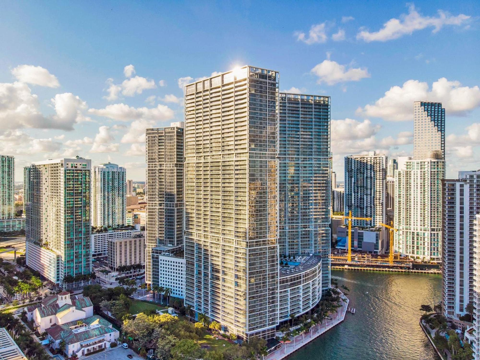 Luxurious Condo At Icon With Views Μαϊάμι Εξωτερικό φωτογραφία